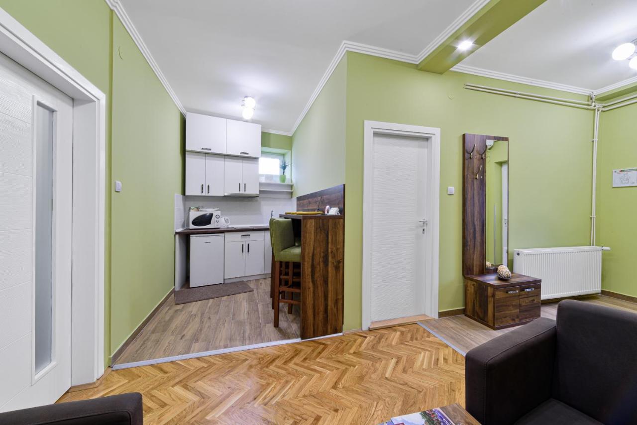 Dumalux Corner Apartment ซูโบติกา ภายนอก รูปภาพ