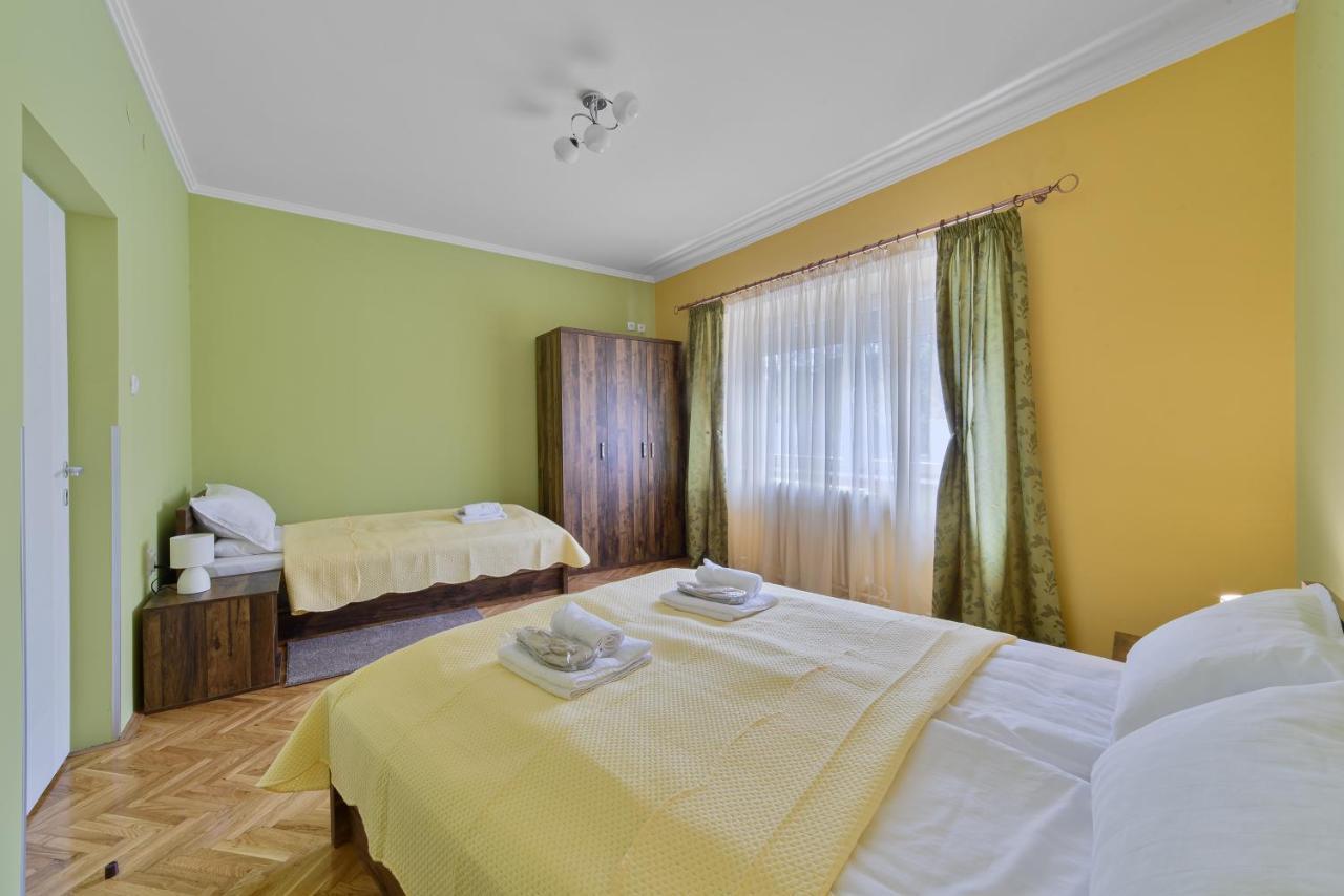 Dumalux Corner Apartment ซูโบติกา ภายนอก รูปภาพ